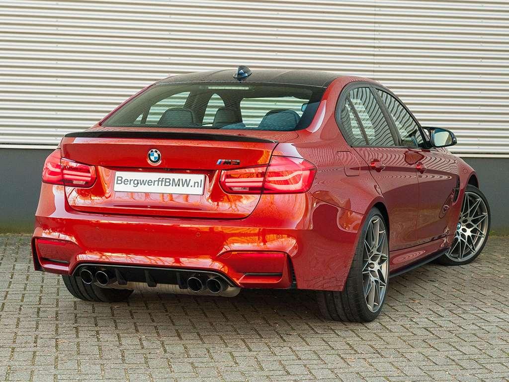 Hij heeft 451 pk, niet veel kilometer op de teller én een haalbaar prijskaartje. Met deze BMW M3 Competition Pack ben je de koning van de Autobahn.