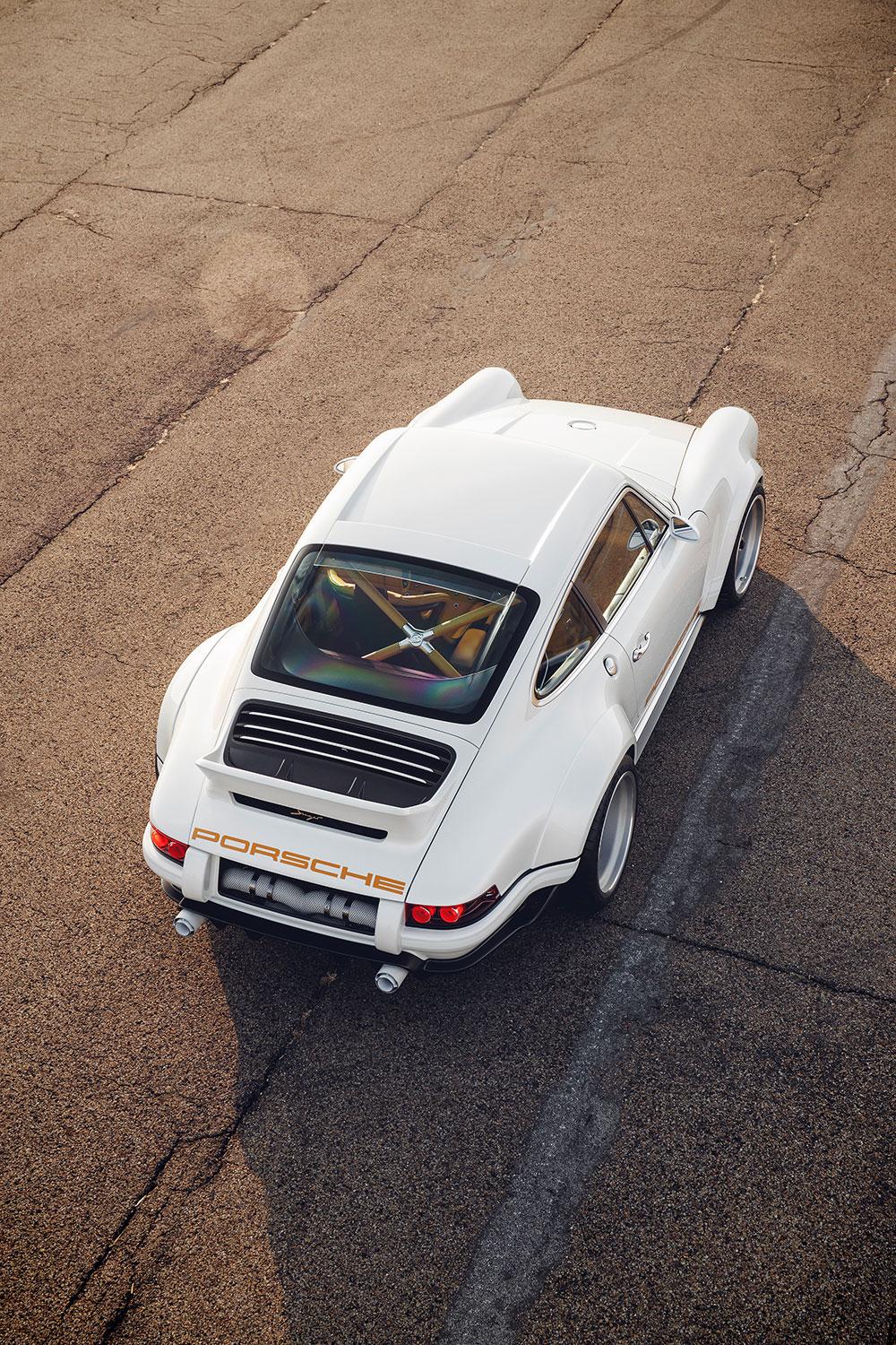 Wie van Porsches houdt, kent Singer. Het Amerikaanse bedrijf bouwt recreaties op basis van klassieke 911'jes. De Singer DLS is hun nieuwste.