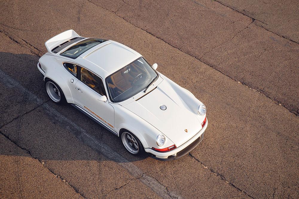 Wie van Porsches houdt, kent Singer. Het Amerikaanse bedrijf bouwt recreaties op basis van klassieke 911'jes. De Singer DLS is hun nieuwste.