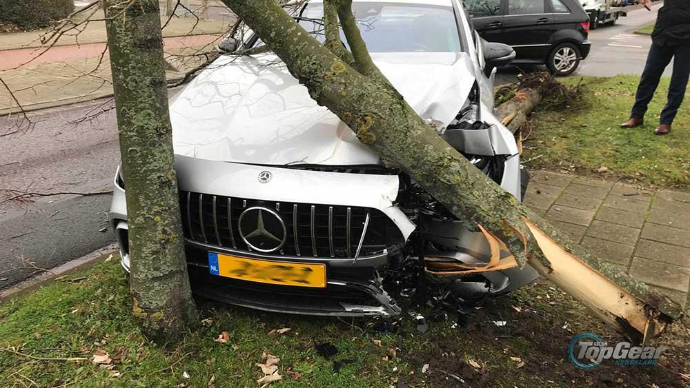 Mercedes-AMG GT 4-door crasht