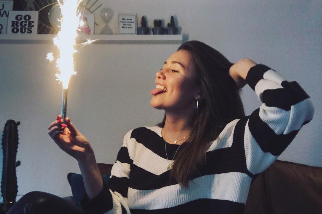 Nina Van Den Broek Leeftijd