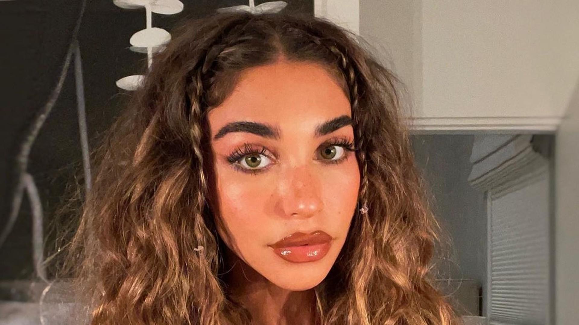 De 29-jarige Chantel Jeffries is DJ, model en ziet er piekfijn uit