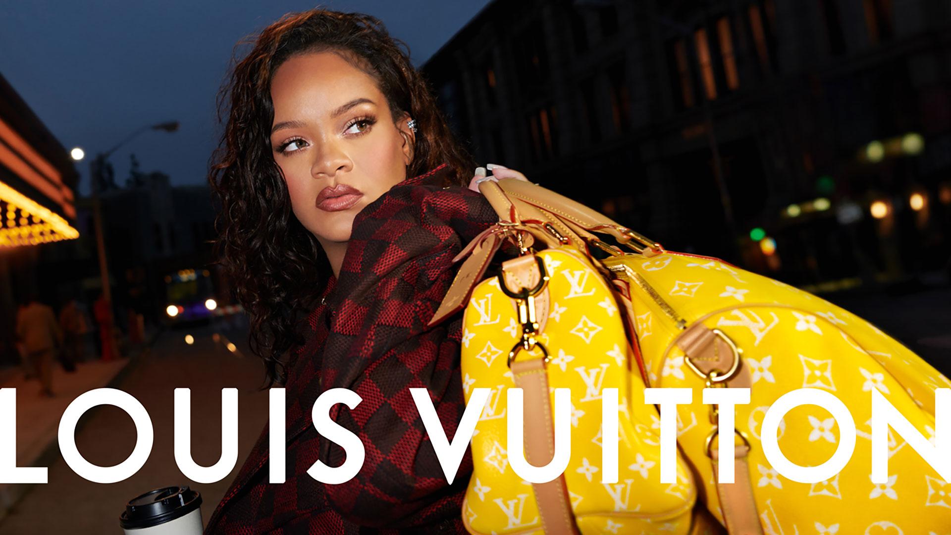 Rihanna schittert in Louis Vuitton SS24campagne JFK