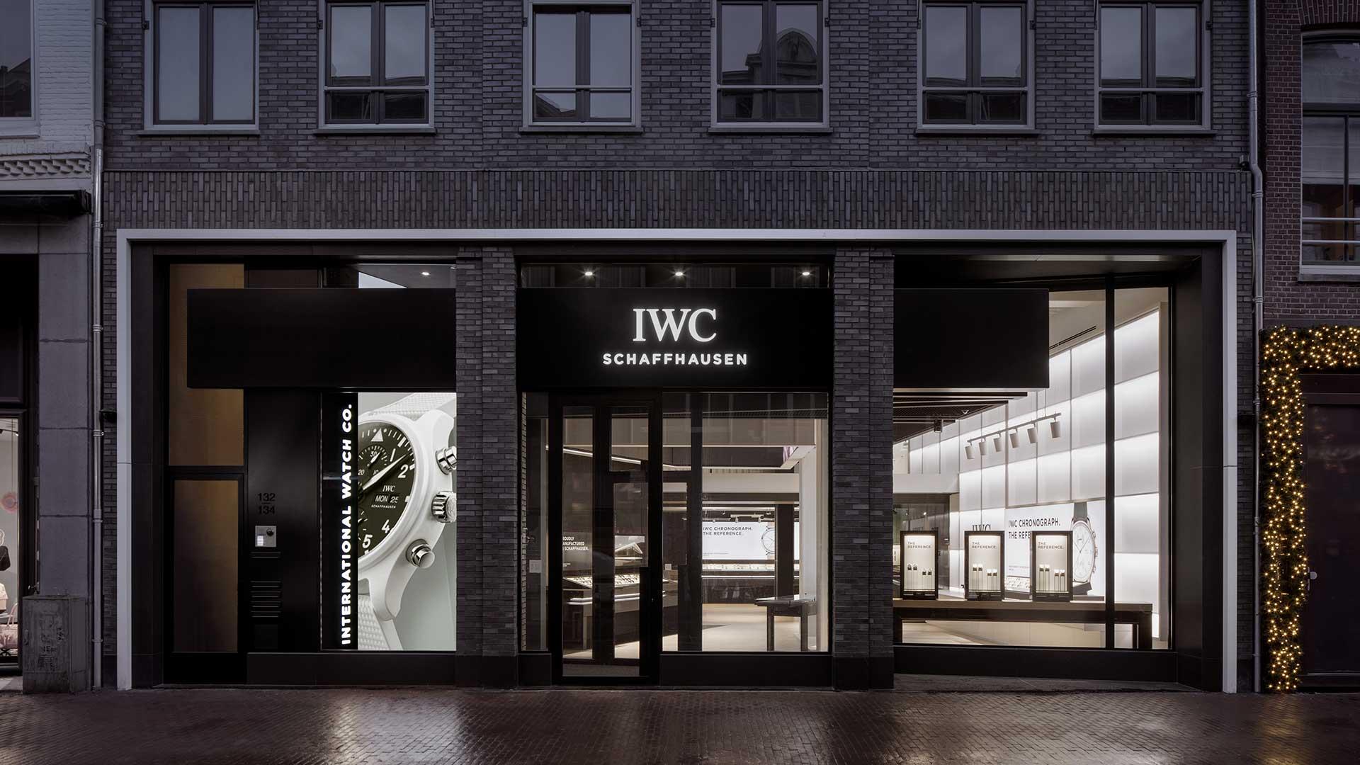 Nieuwe IWC winkel in Amsterdam viert technische expertise JFK