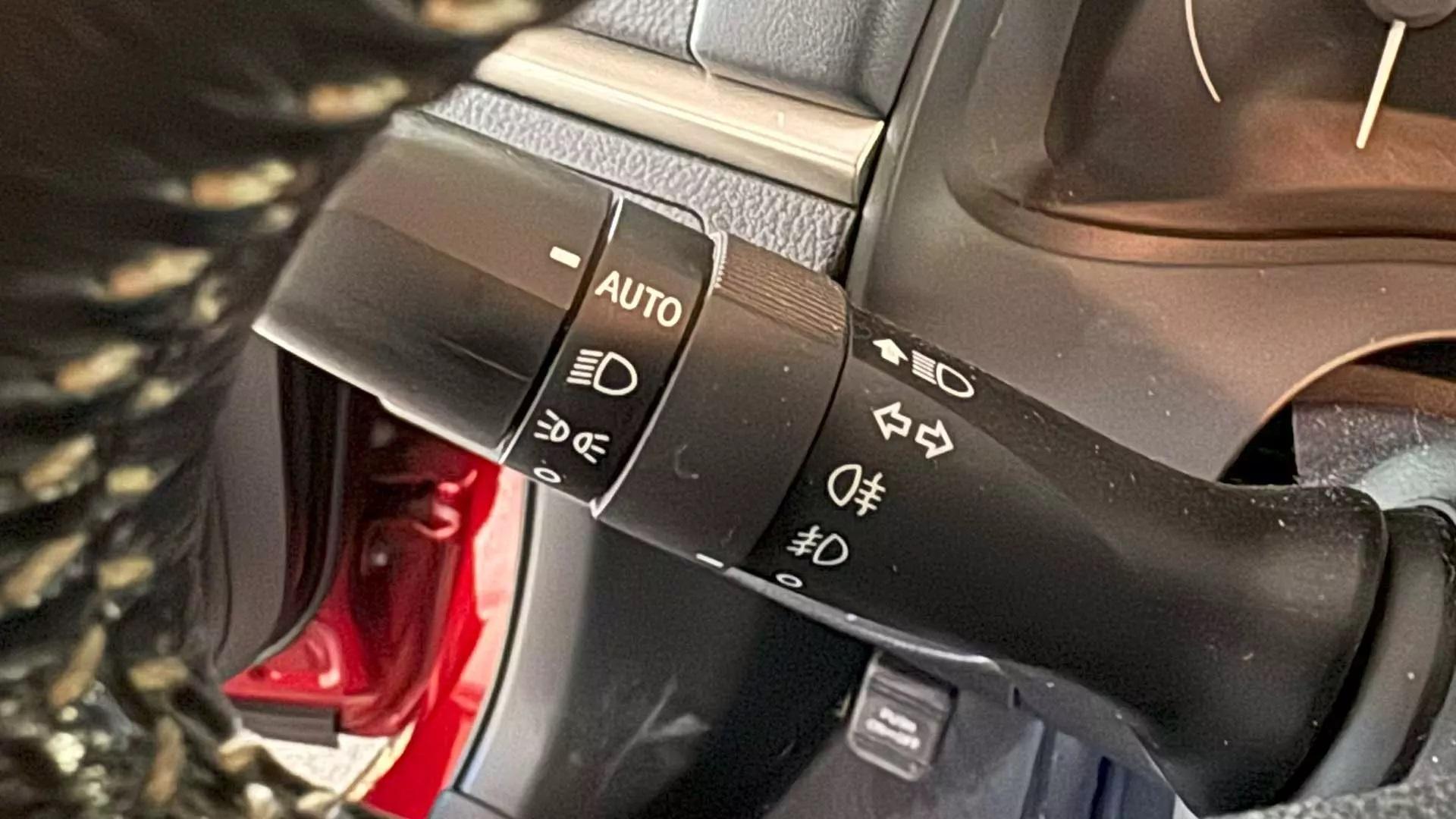 Auto-stand verlichting werkt vaak niet goed: dit is waarom