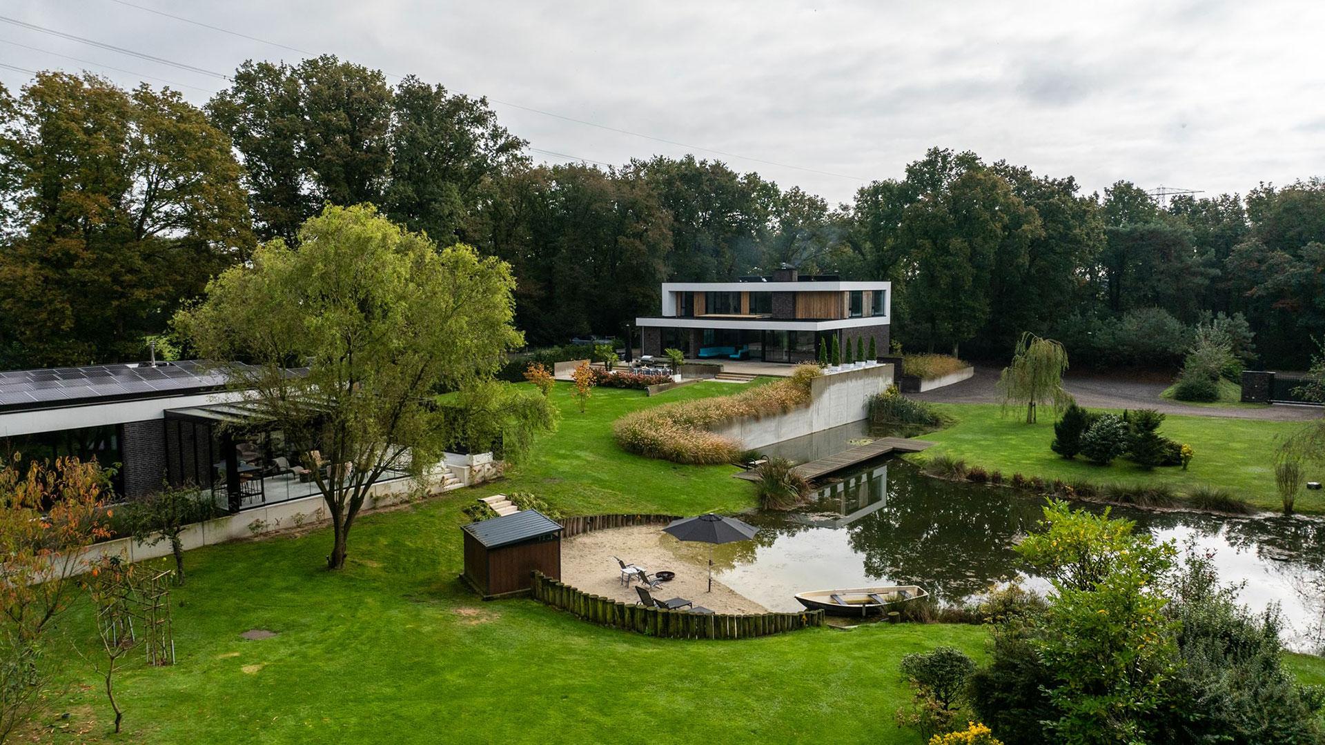 Privé-eiland voor slechts 33.750 euro te koop op Funda