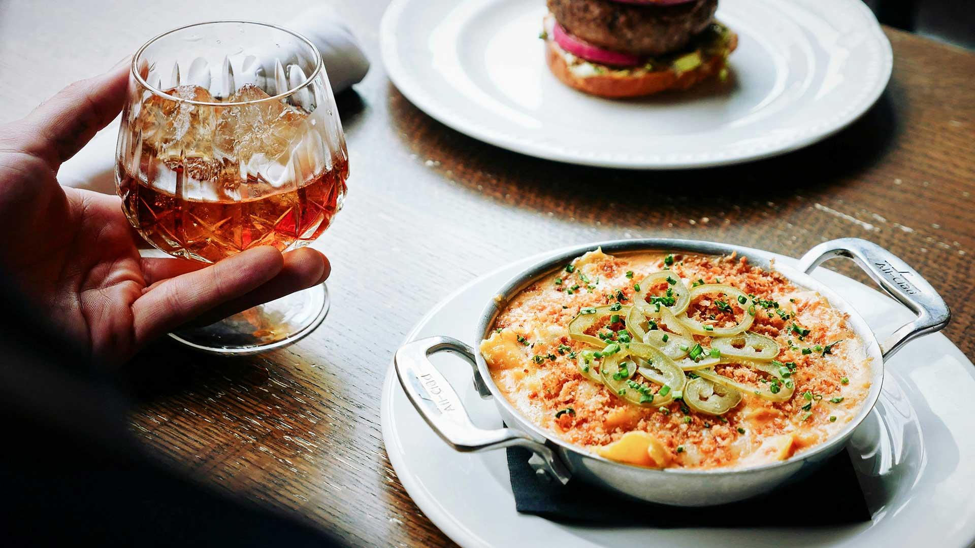 Kun je whisky combineren met eten? Zo maak je een mooie whisky pairing