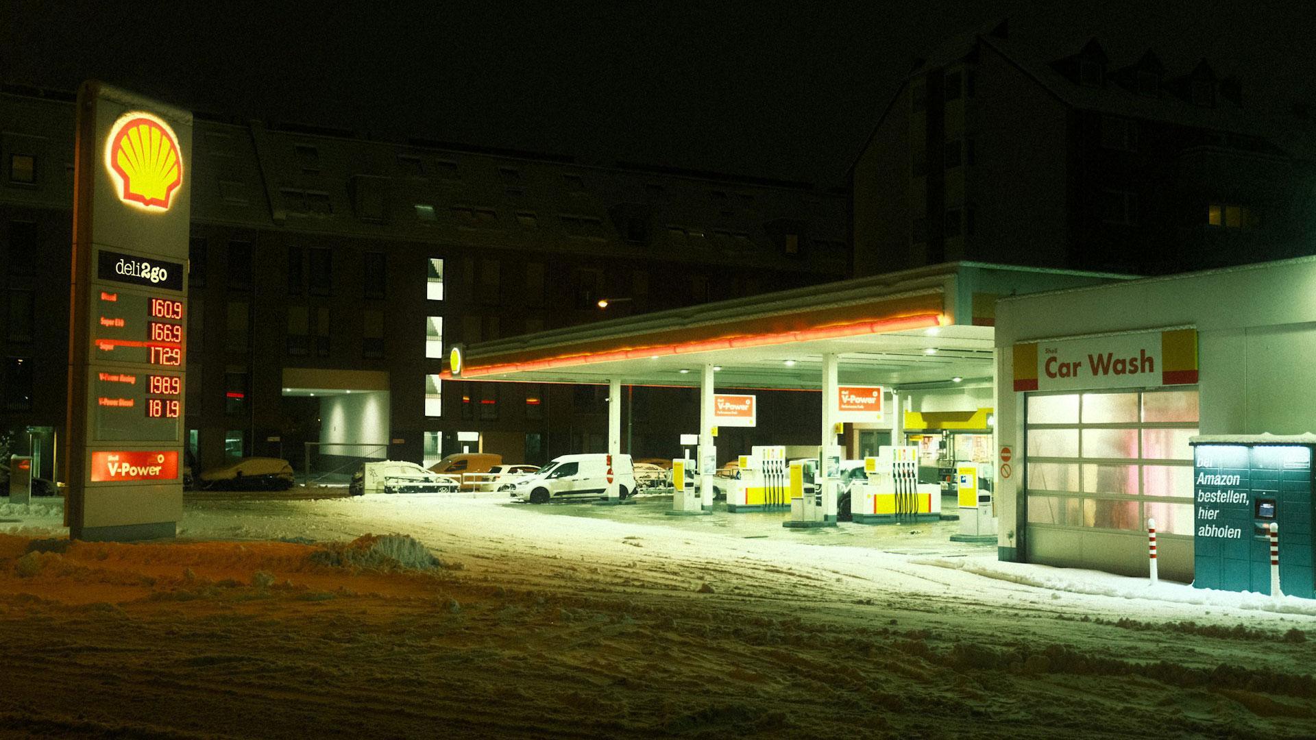 Betaal je straks écht drie euro per liter benzine, of is dit bangmakerij?