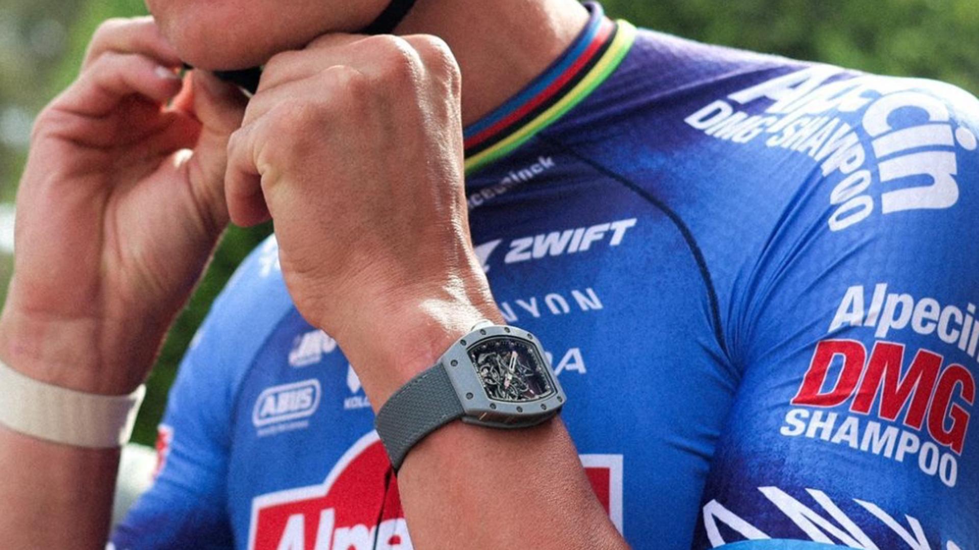 Omega lanceerde stilletjes de ultieme Speedmaster voor golfers (dankzij één niet te missen detail)