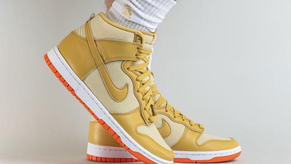Nike Dunk High ‘Gold Canvas’