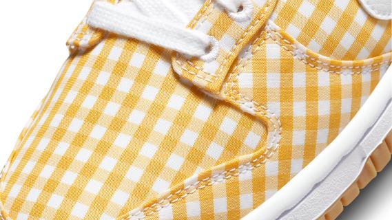 Nike Dunk Low ‘Yellow Gingham’