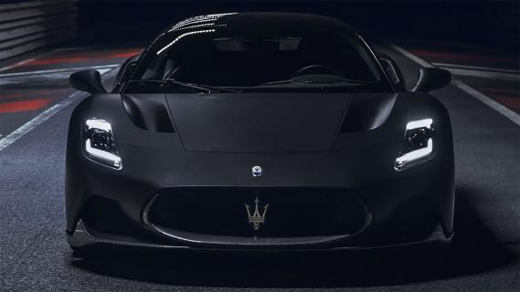 Maserati MC20 'Notte' achterkant
