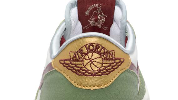 Air Jordan 1 Low 'Year of the Dragon' hiel
