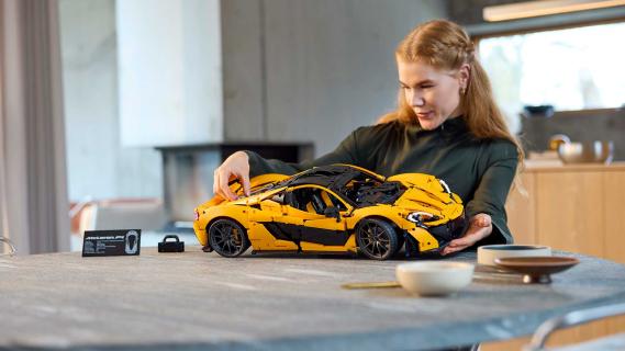 mclaren p1 lego