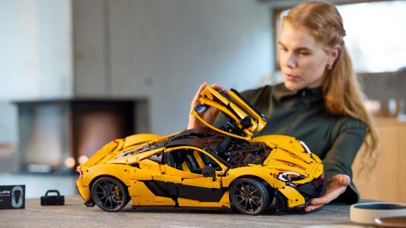 mclaren p1 lego