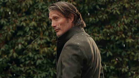 zegna herfst winter 2024 mads mikkelsen