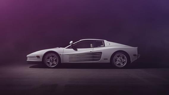 Ferrari Testarossa zijkant