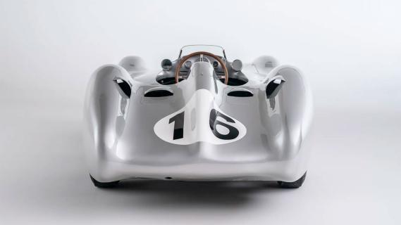 Mercedes-Benz W 196 R achterkant