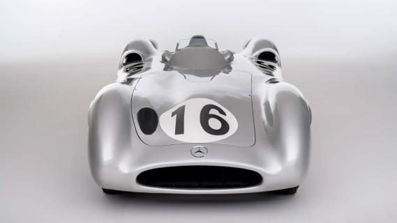 Mercedes-Benz W 196 R voorkant