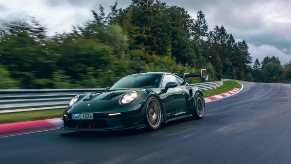 Porsche-911-GT3-RS-Manthey-circuit