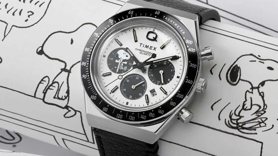 Q Timex x Peanuts Snoopy