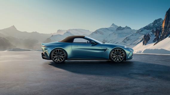 aston-martin-vantage-roadster-dak-erop