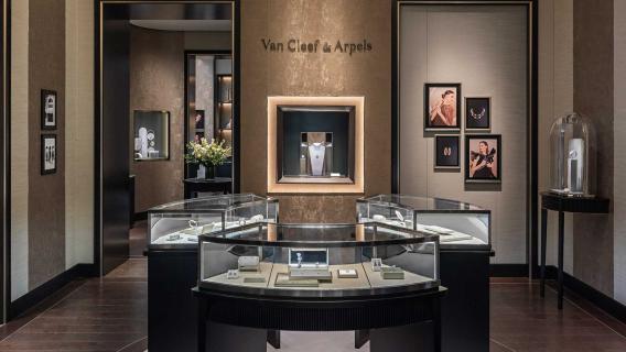 Eerste Van Cleef & Arpels boetiek vam Amsterdam