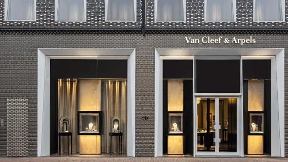 Eerste Van Cleef & Arpels boetiek vam Amsterdam