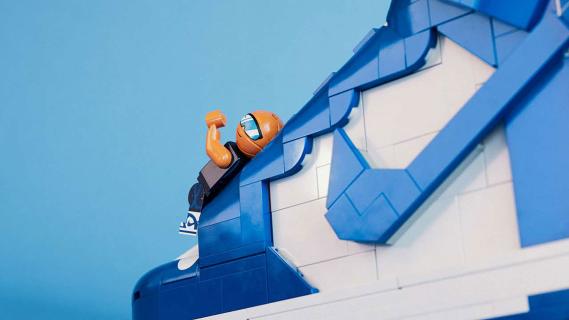 Lego Nike Dunk set