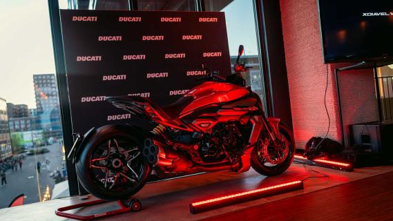 Ducati XDiavel V4