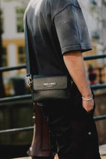 No Limit Amsterdam Wardrobe 02