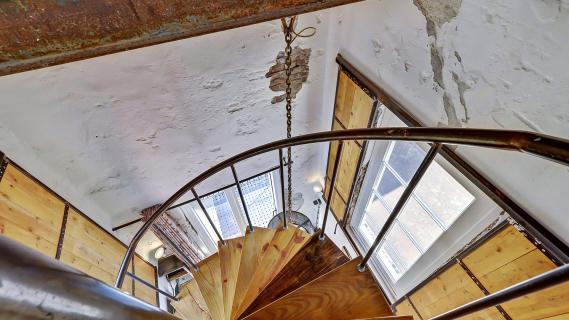 vrijstaand wonen watertoren trap