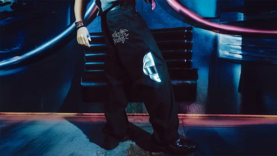 Daft Punk x Pleasures broek helm