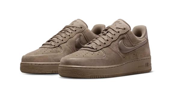 Nike Air Force 1 Low suede Mink Brown