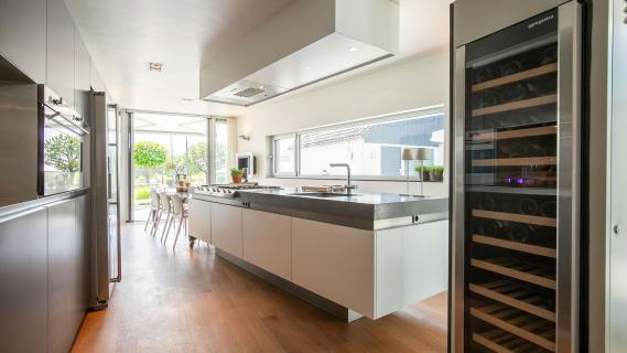 huis met tennisbaan keuken