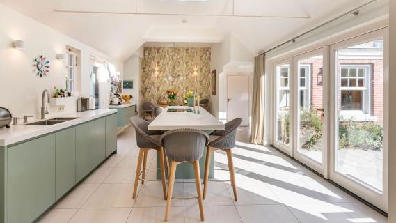 luxe familievilla Overveen keuken