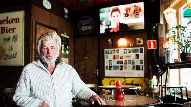 "5 Euro? Op je muil, gauw!" Nieuwe afleveringen 'Willems Kantine' - JFK