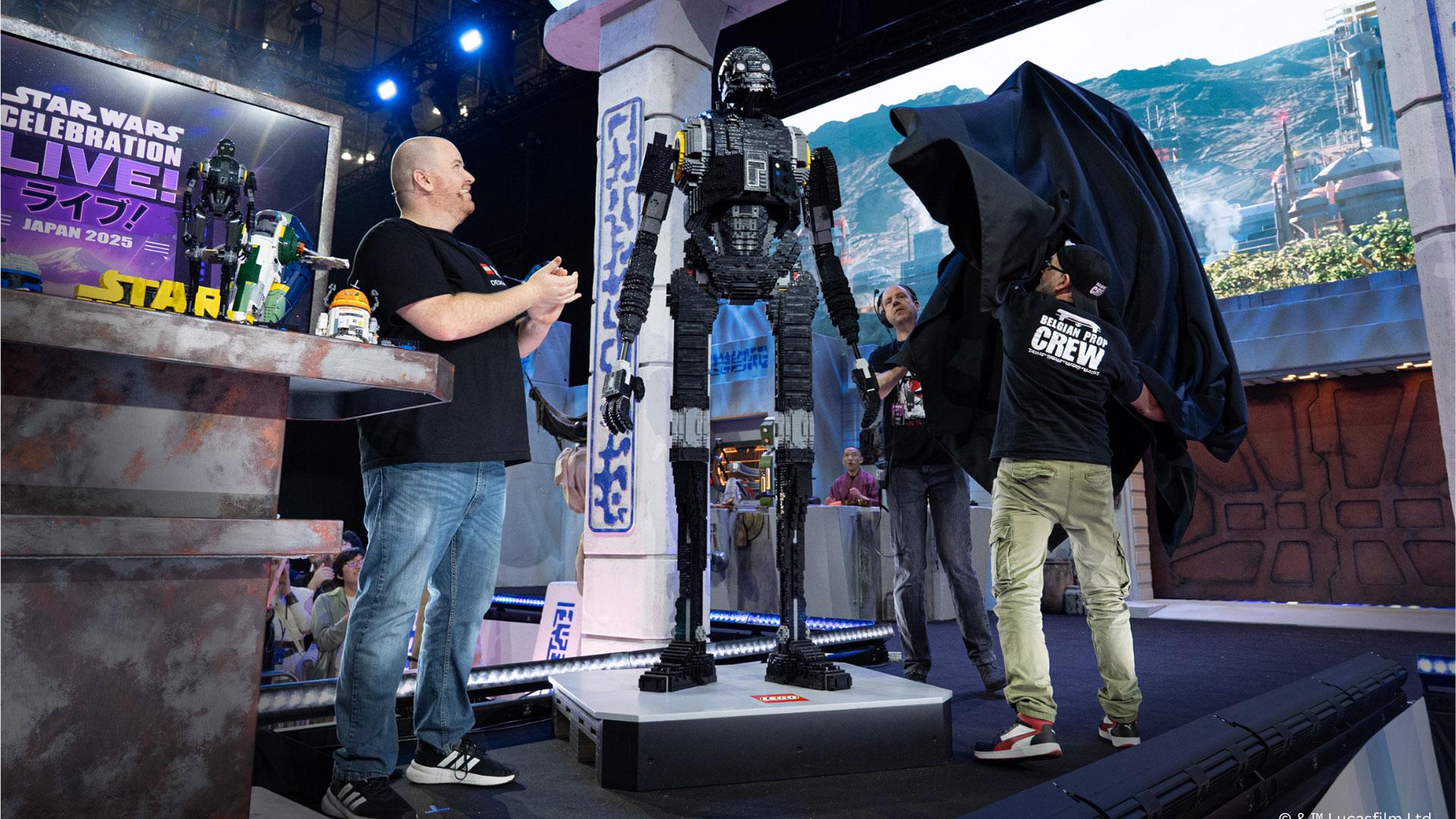 K-2SO star wars celebration