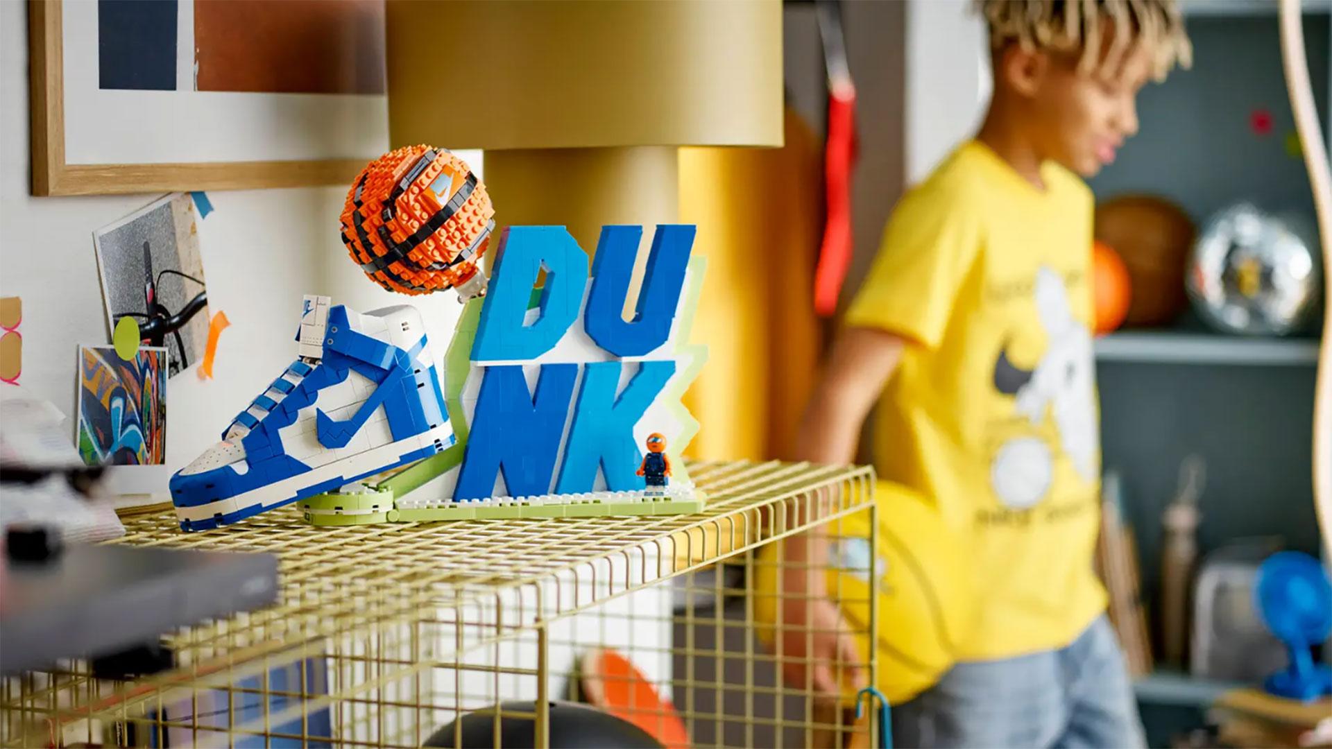 Bouw nu je eigen Nike Dunk-sneaker van Lego