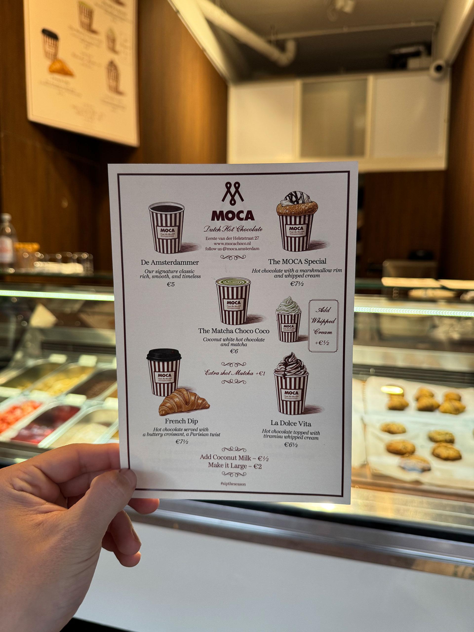 MOCA is de eerste warme chocolademelkwinkel van Amsterdam
