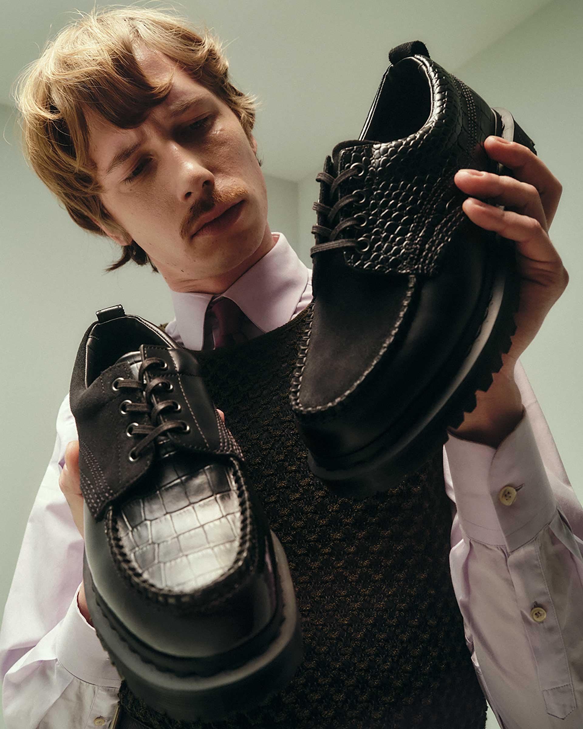 Dr. Martens x Beams Lowell: bijzondere veterschoenen met vijf