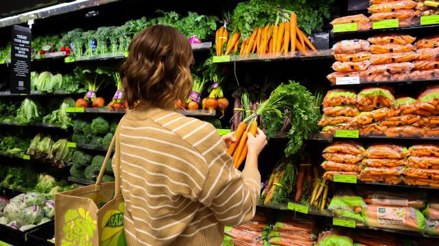 Waarom zijn boodschappen in Duitsland goedkoper? - JFK