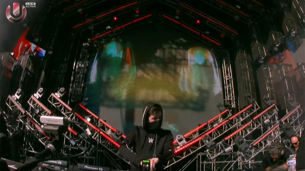 DJ draait Spotify reclame tijdens Ultra Music Festival