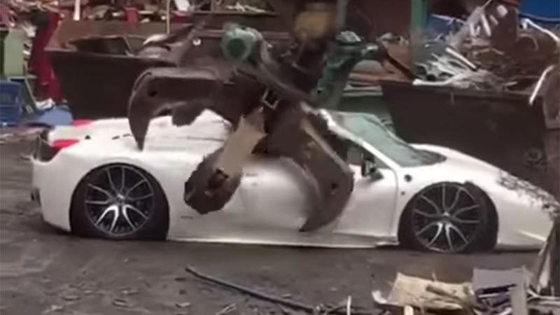‘Ferrari 458 Spider onterecht gesloopt door politie’