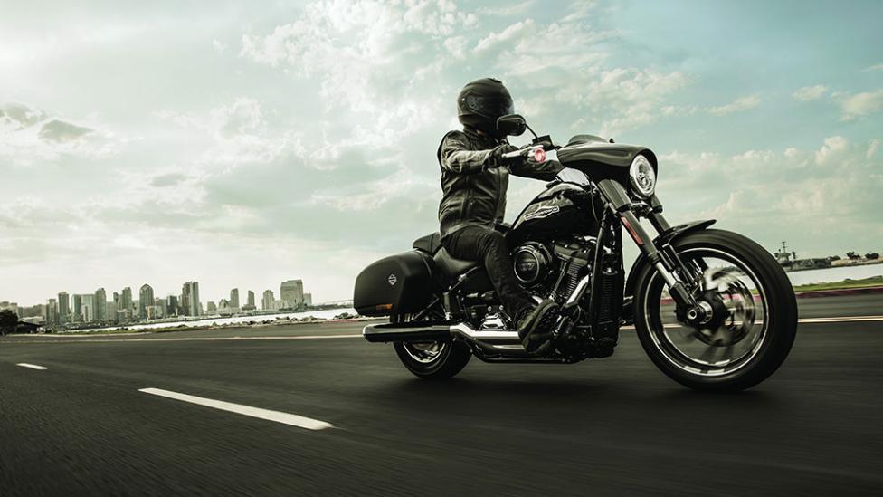 Harley-Davidson Sport Glide is een ideale alleskunner