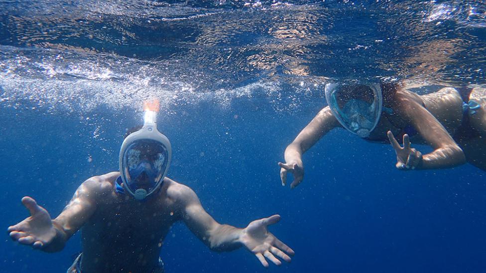 Met dit snorkelmasker ben jij de eindbaas van de zee