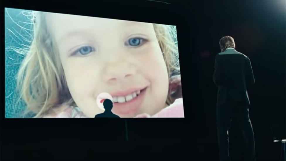 Marietje uit KPN-reclame facetimede écht met haar vader