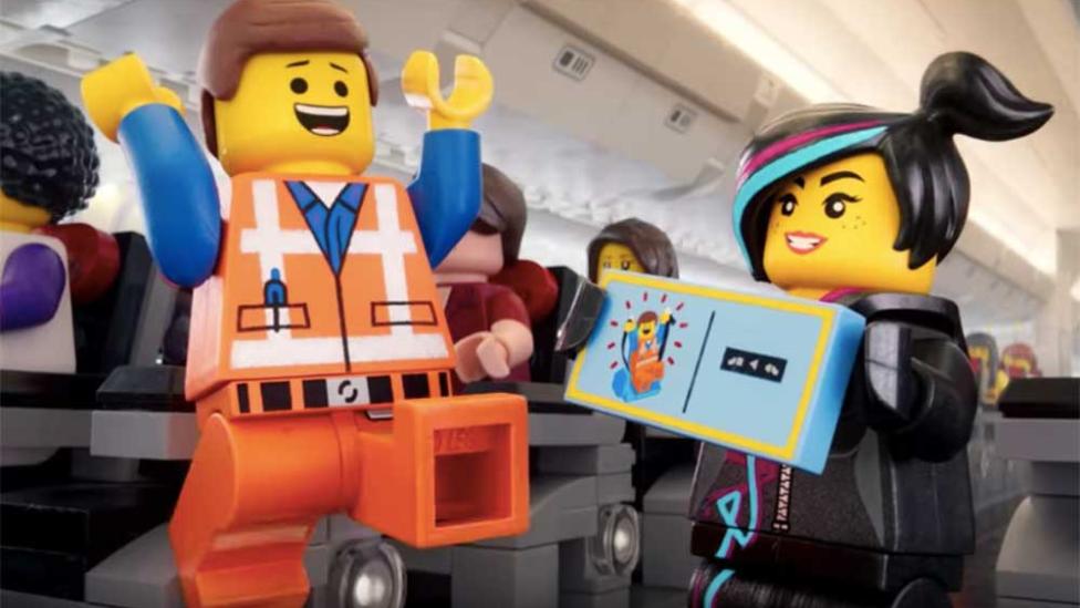 Lego safety video van Turkish Airlines is episch