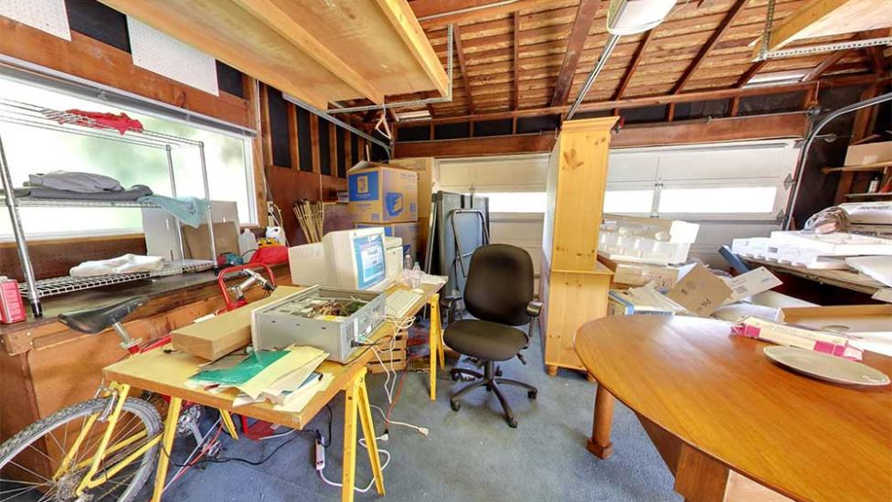 Kijk binnen in de garage waar Google begon via Street View