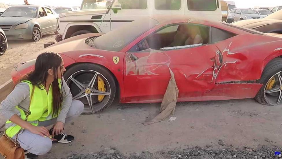 Autosloperij in Dubai staat vol gecrashte supercars